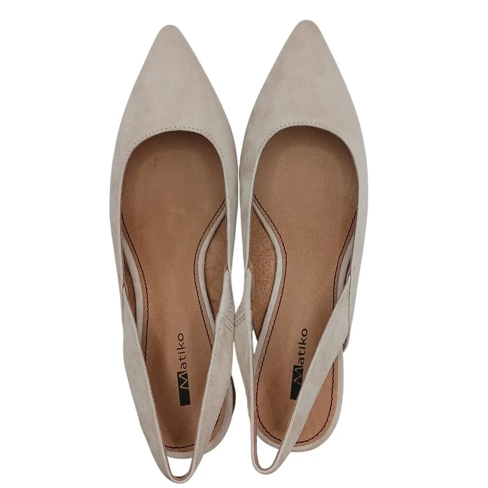 NIB Matiko Circa Suede Slingback Pumps Wooden Orb Heel Pointed Toe Size 37 Peach
